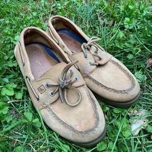 Men’s Tan Sperry’s Top Siders
